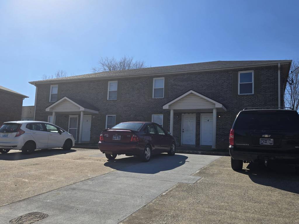 Apartment for rent at 377 Peabody Dr #4, Clarksville, TN 37042