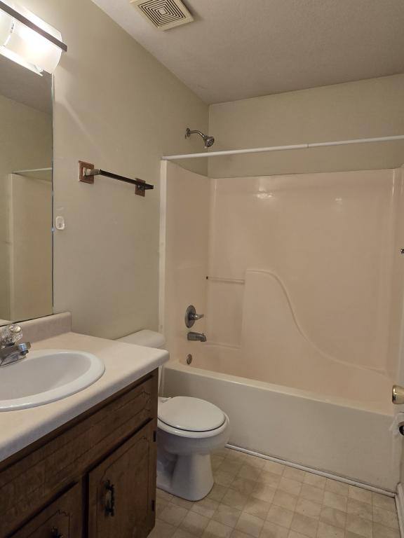 Apartment for rent at 377 Peabody Dr #4, Clarksville, TN 37042