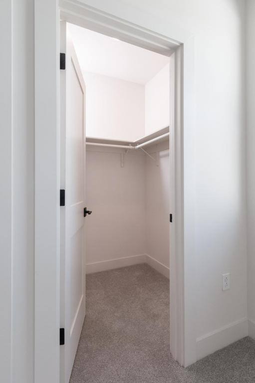Apartment for rent at 919 39th Ave #302, Oakland, CA 94601