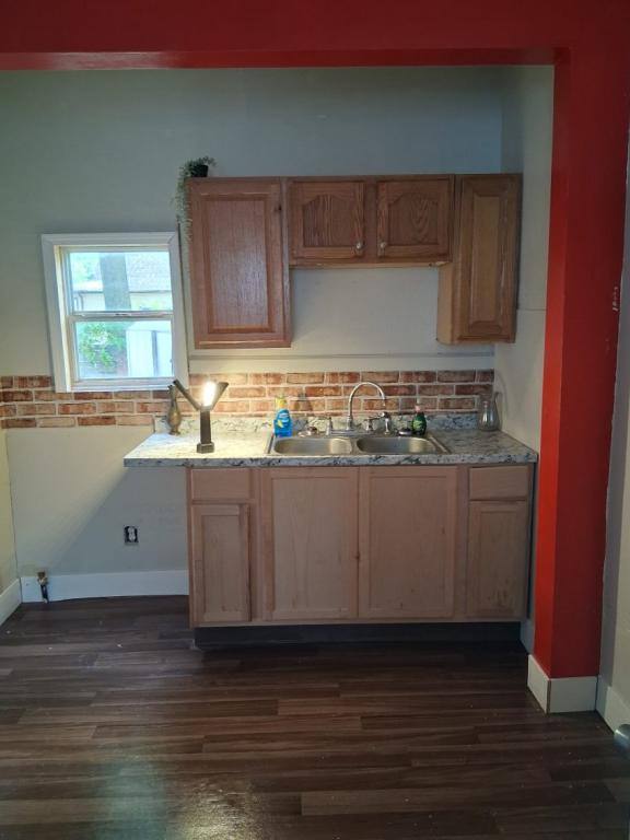 House for rent at 526 Fairholm Ave, Peoria, IL 61603