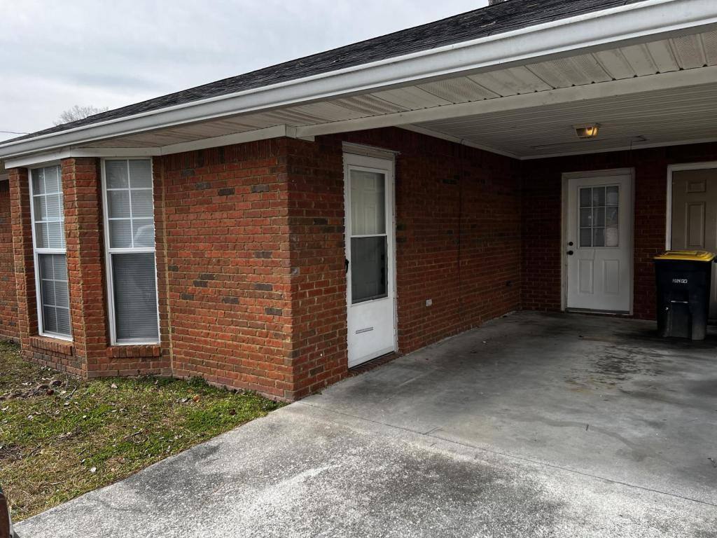 Apartment for rent at 12-A Woodcreek Way SW, Rome, GA 30165