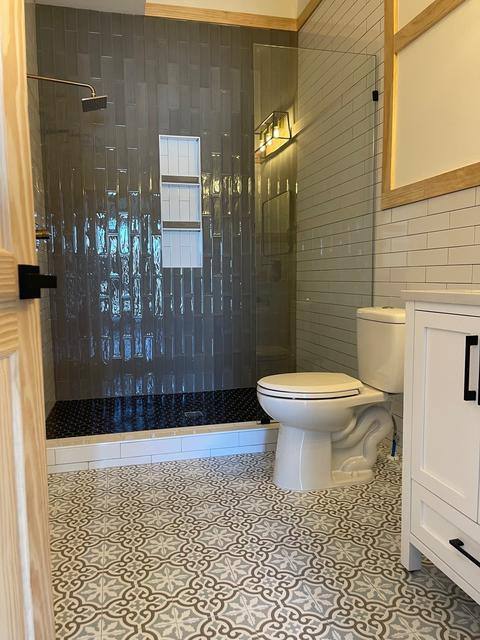 House for rent at 42 N Hill St, Nashville, TN 37210