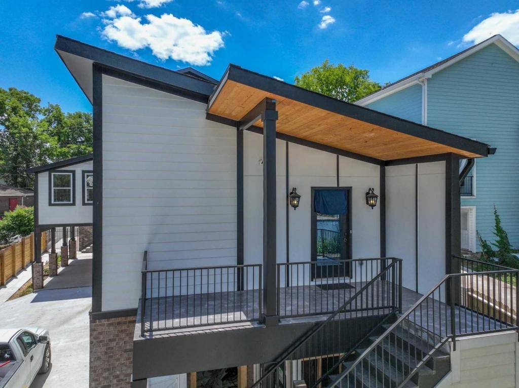 House for rent at 42 N Hill St, Nashville, TN 37210
