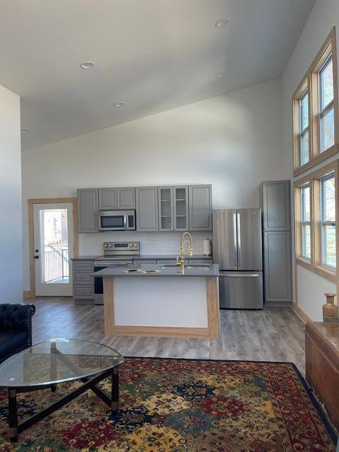 House for rent at 42 N Hill St, Nashville, TN 37210