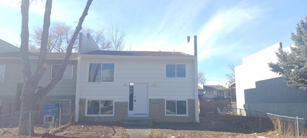 House for rent at 328 Monroe St, Billings, MT 59101