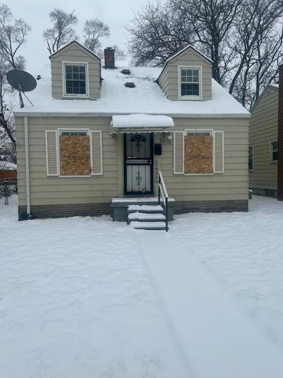 House for rent at 18530 Kingsville St, Harper Woods, MI 48225