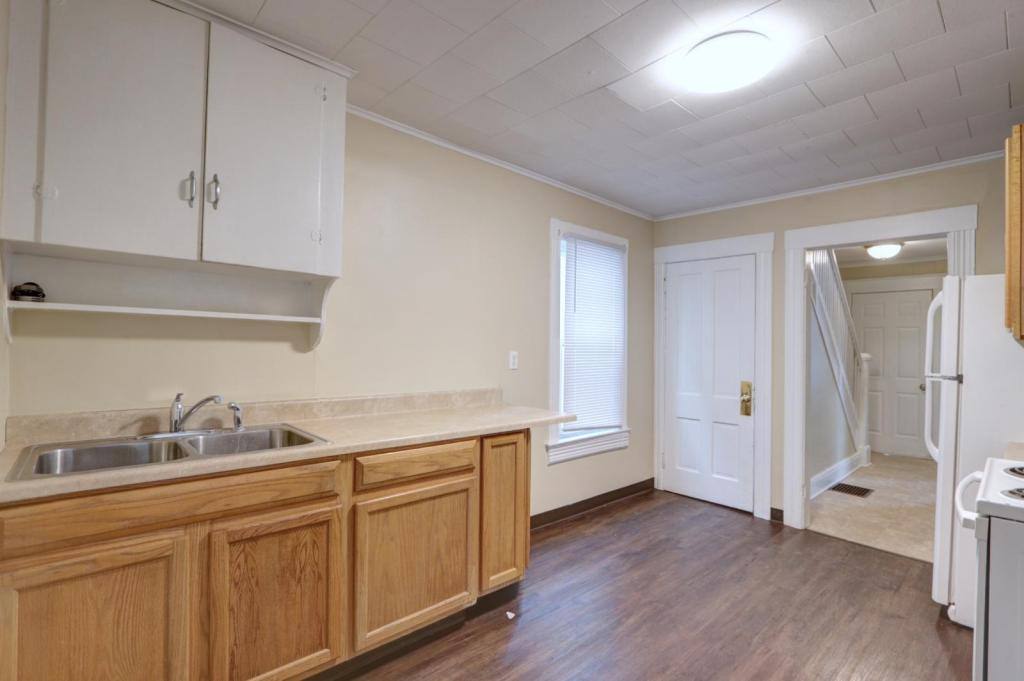 Apartment for rent at 91 W St, Geneva, NY 14456