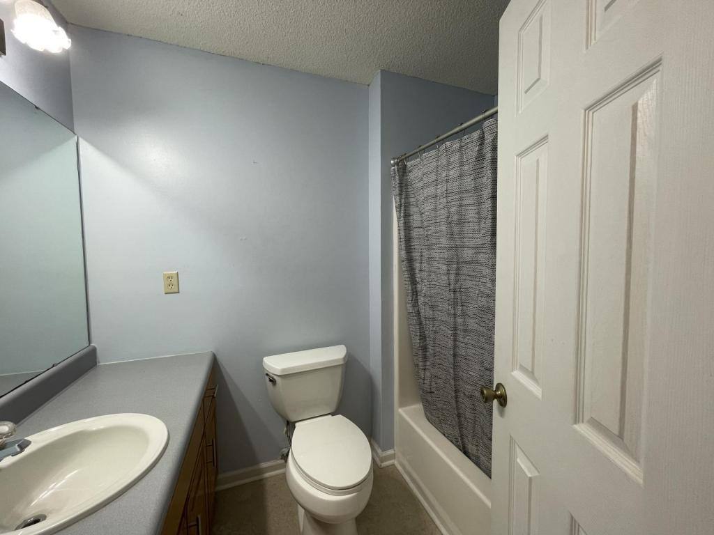 House for rent at 105 Houston Dr, Kathleen, GA 31047