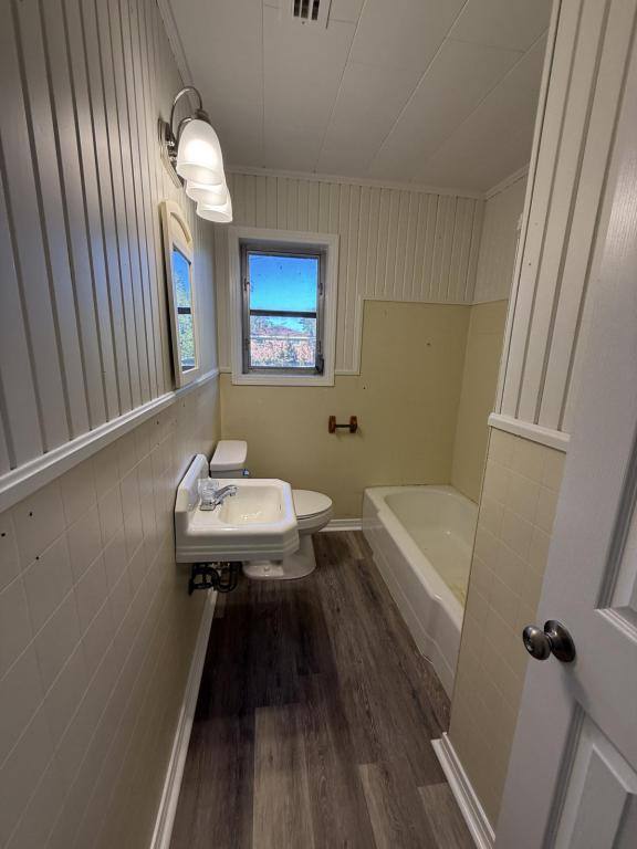 Apartment for rent at 1033 Morrow Ave, Elba, AL 36323