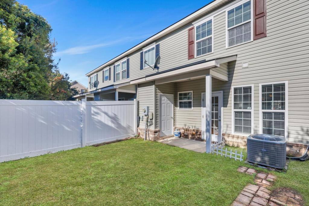 Townhouse for rent at 205 Ventura Place, Pooler, GA 31322