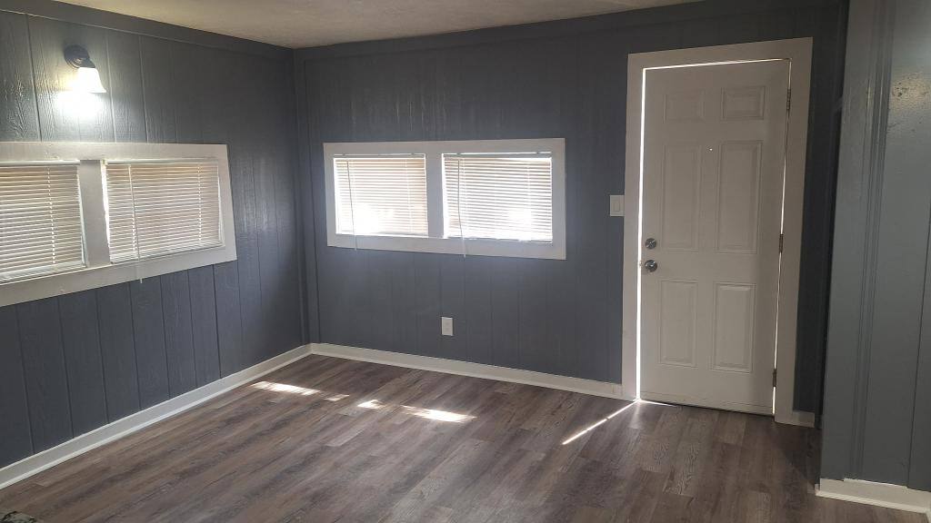 Apartment for rent at 106 Private Rd #118, Whitney, TX 76692