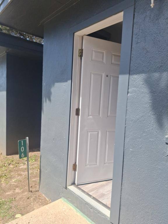 Apartment for rent at 106 Private Rd #118, Whitney, TX 76692