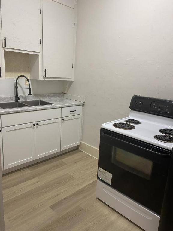 House for rent at 404 E Bond St #8, Monett, MO 65708