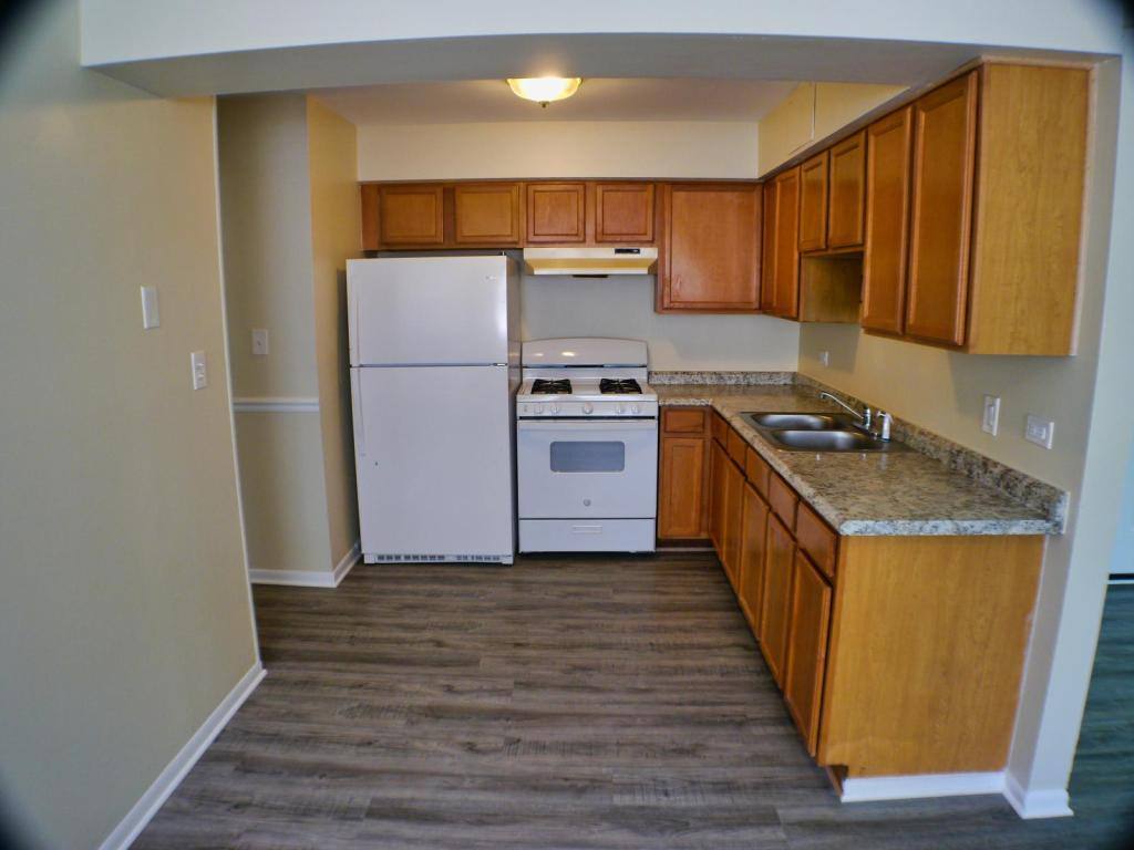 Apartment for rent at 10410 S Moody Ave #1S, Chicago Ridge, IL 60415