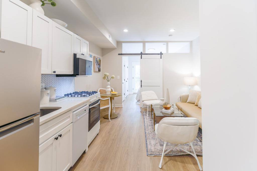 Apartment for rent at 711 E St SE #102, Washington, DC 20003