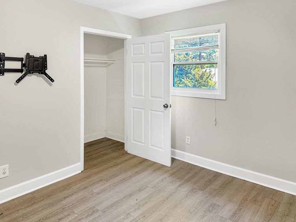 Townhouse for rent at 1432 Ardmore Dr #A, Greensboro, NC 27401