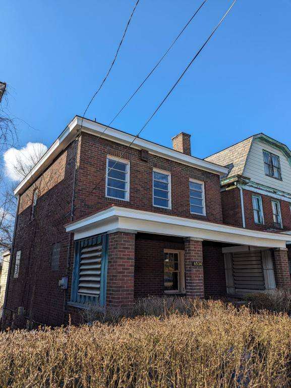 House for rent at 6534 Deary St, Pittsburgh, PA 15206