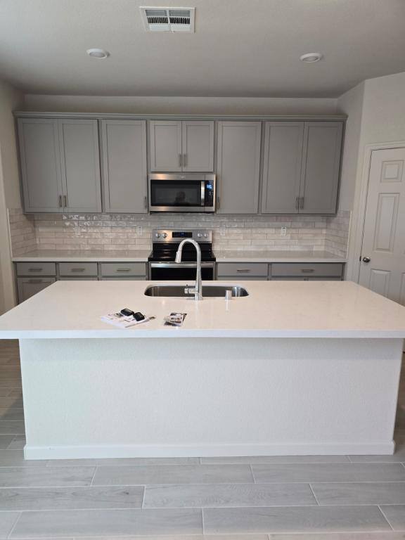 House for rent at 6041 Woodlands Lp, Roseville, CA 95747