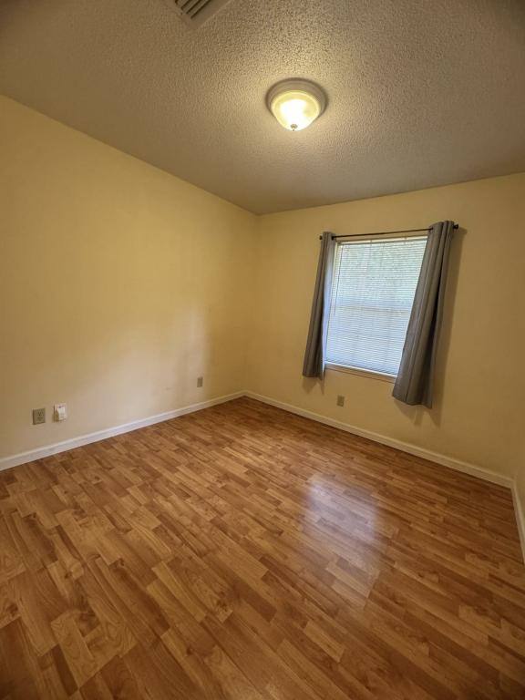 House for rent at 206 Myrtlewood Dr, Enterprise, AL 36330