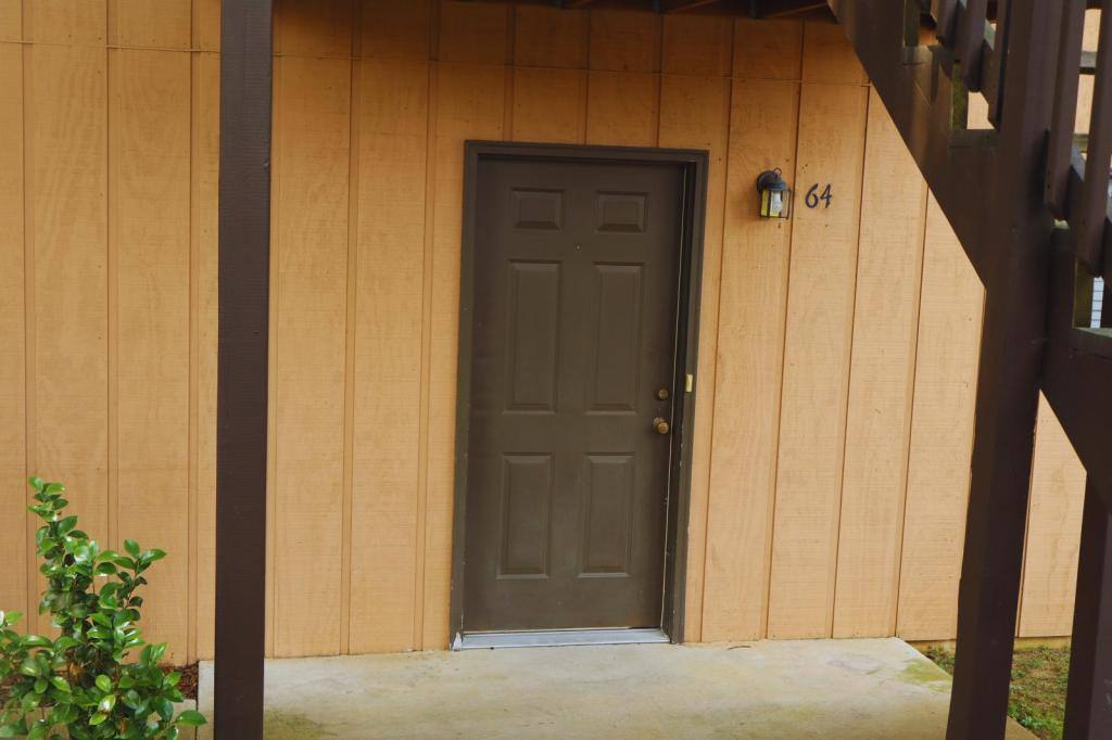 Condo for rent at 1100 Woodlawn Ave #64, Hot Springs National Park, AR 71913