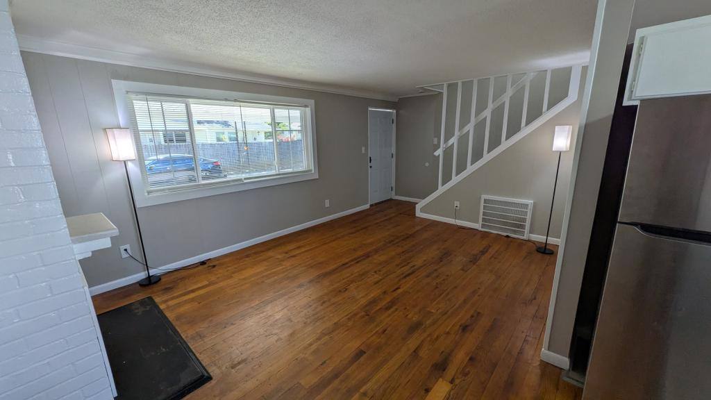 Apartment for rent at 121 Nesper Rd, Oak Ridge, TN 37830