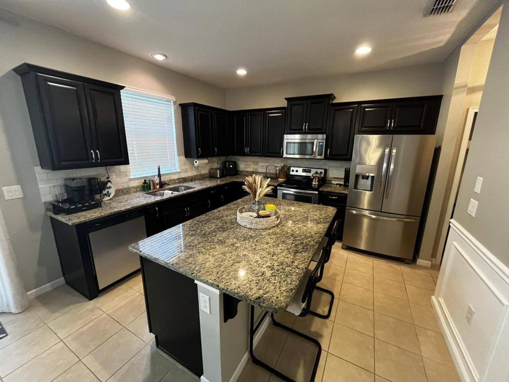 House for rent at 12330 Streambed Dr, Riverview, FL 33579