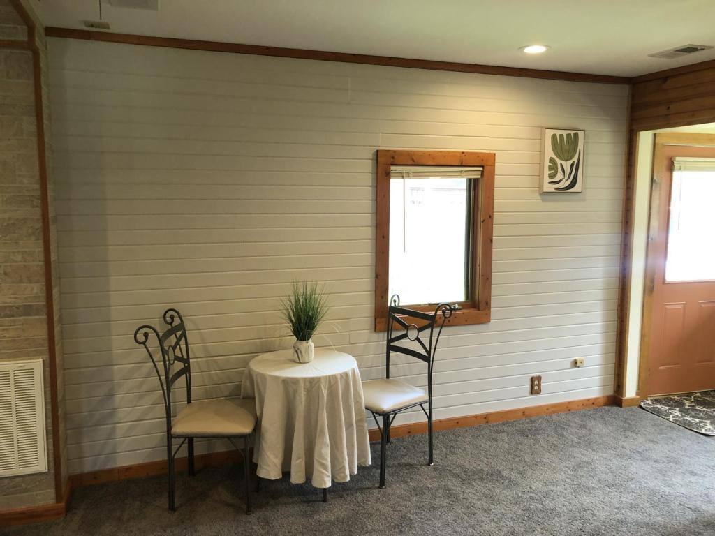 House for rent at 42328 N Oak St, Antioch, IL 60002