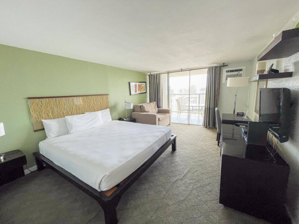 House for rent at 445 Seaside Ave #3714, Honolulu, HI 96815