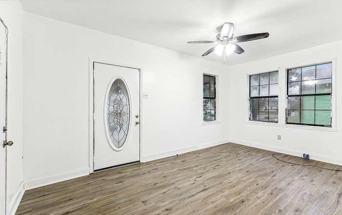 House for rent at 322 Flicker St, Baton Rouge, LA 70807