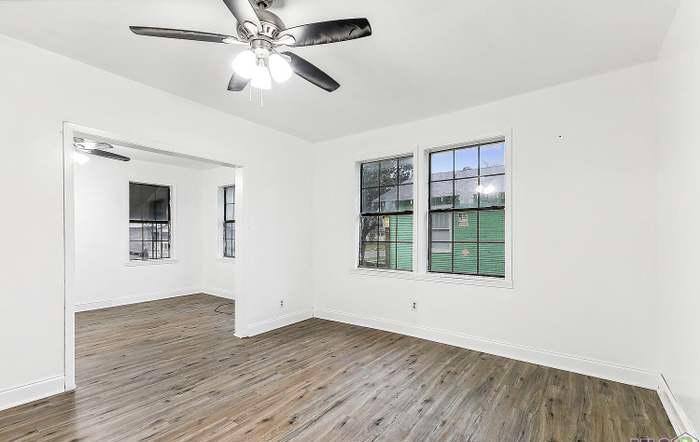 House for rent at 322 Flicker St, Baton Rouge, LA 70807