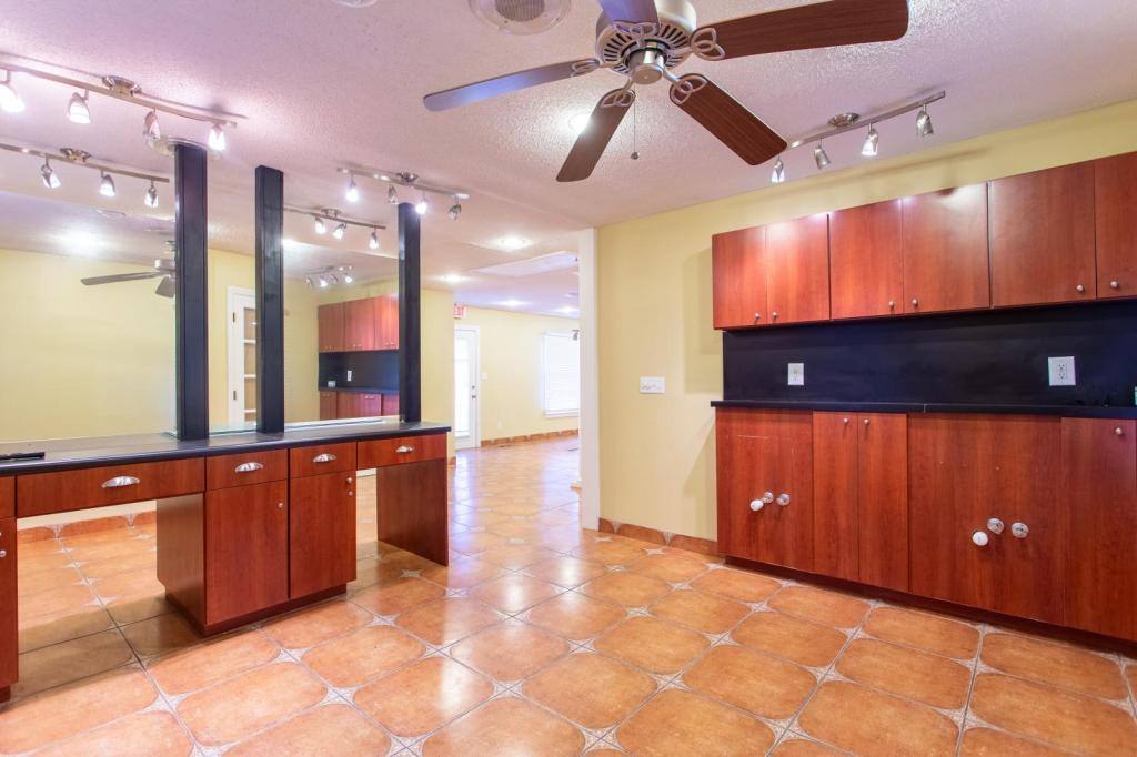 House for rent at 201 W Park Ave, Valdosta, GA 31602