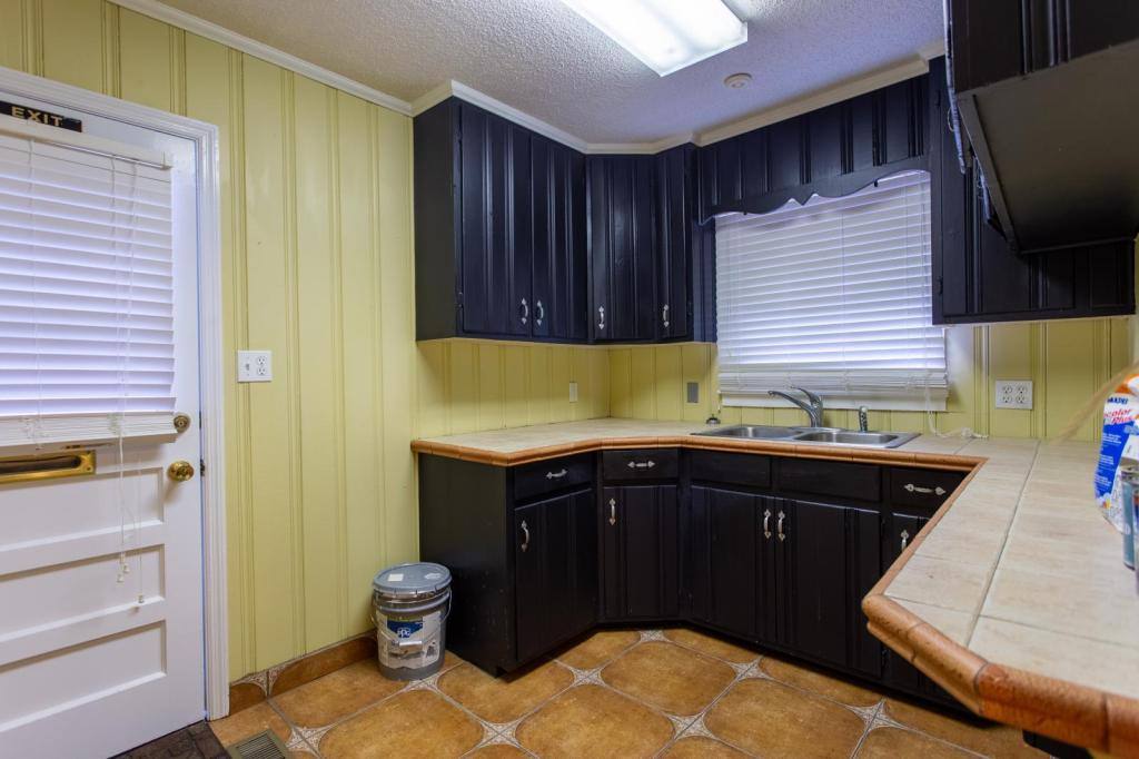 House for rent at 201 W Park Ave, Valdosta, GA 31602