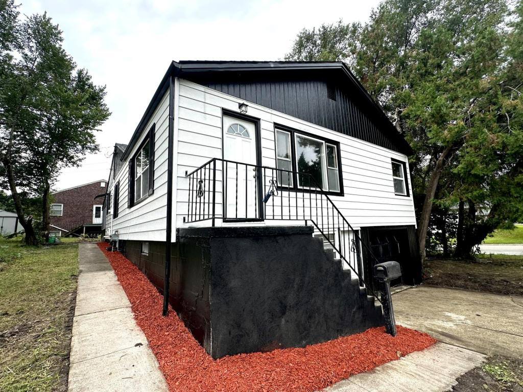 House for rent at 404 H Ave, Nevada, IA 50201