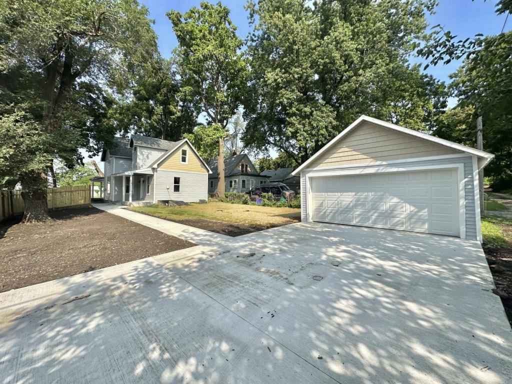 House for rent at 2901 2nd Ave, Des Moines, IA 50313