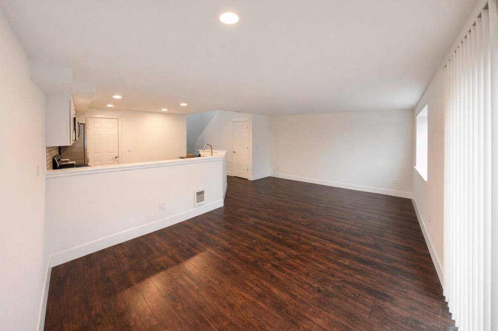 Townhouse for rent at 20803 110th Lane SE, Kent, WA 98031