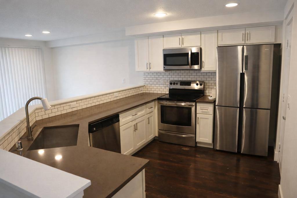 Townhouse for rent at 20803 110th Lane SE, Kent, WA 98031