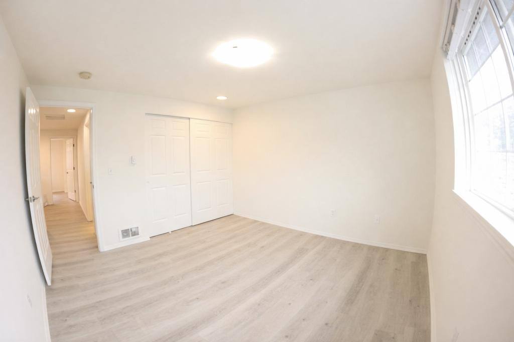 Townhouse for rent at 20803 110th Lane SE, Kent, WA 98031