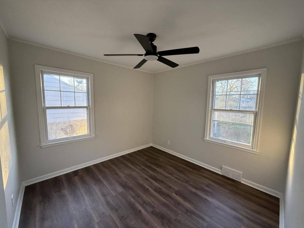 House for rent at 7509 SW 12th St, Des Moines, IA 50315