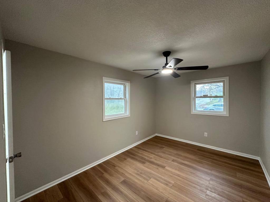 House for rent at 7509 SW 12th St, Des Moines, IA 50315