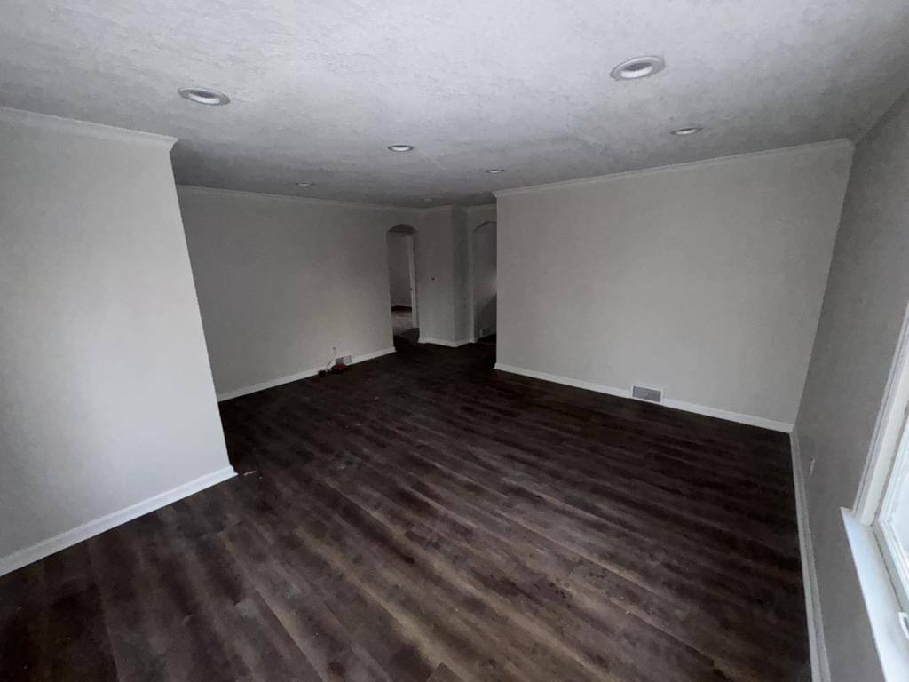 House for rent at 2744 Adams Ave, Des Moines, IA 50310