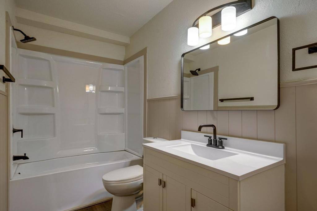 Apartment for rent at 745 S Jefferson Ave #1, Springfield, MO 65806