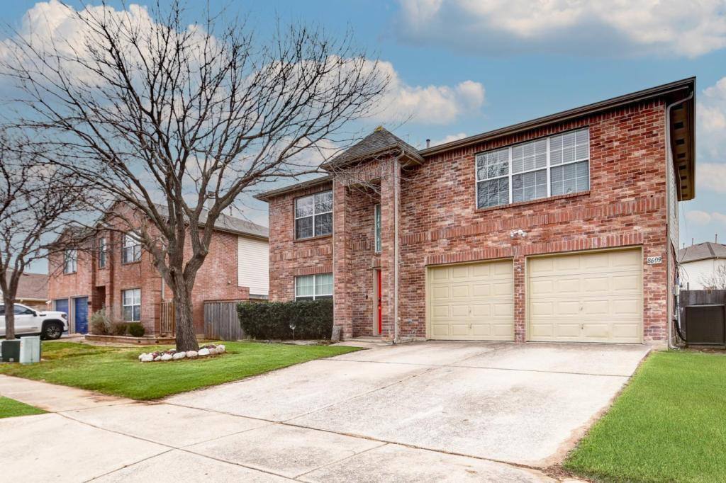 House for rent at 8609 Muir Dr, Keller, TX 76244