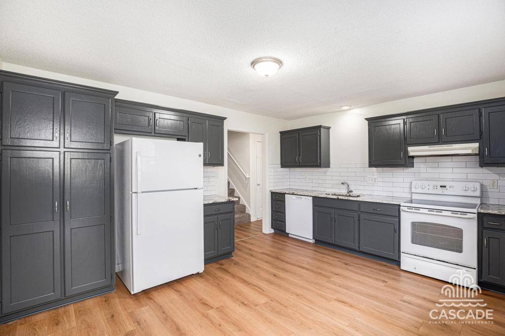 House for rent at 639 N Queen Ridge Court, Independence, MO 64056