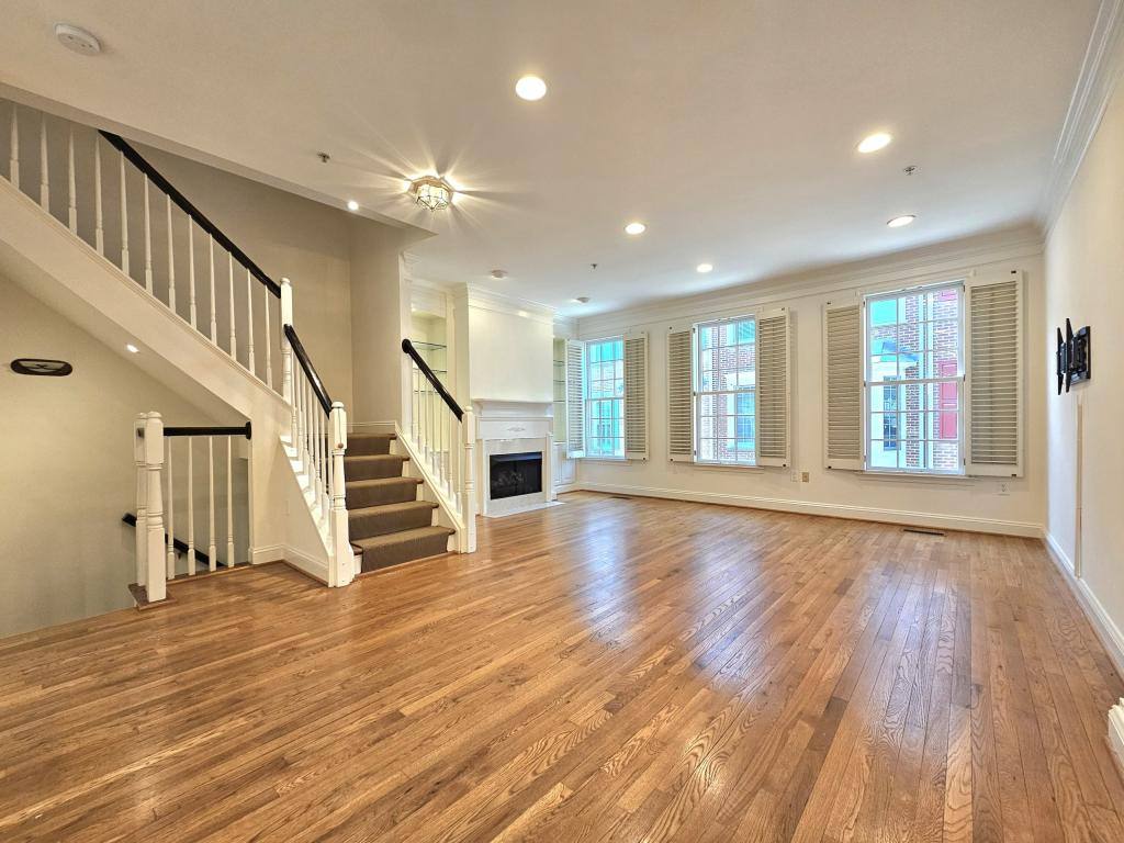 Townhouse for rent at 315 Hearthstone Mews, Alexandria, VA 22314