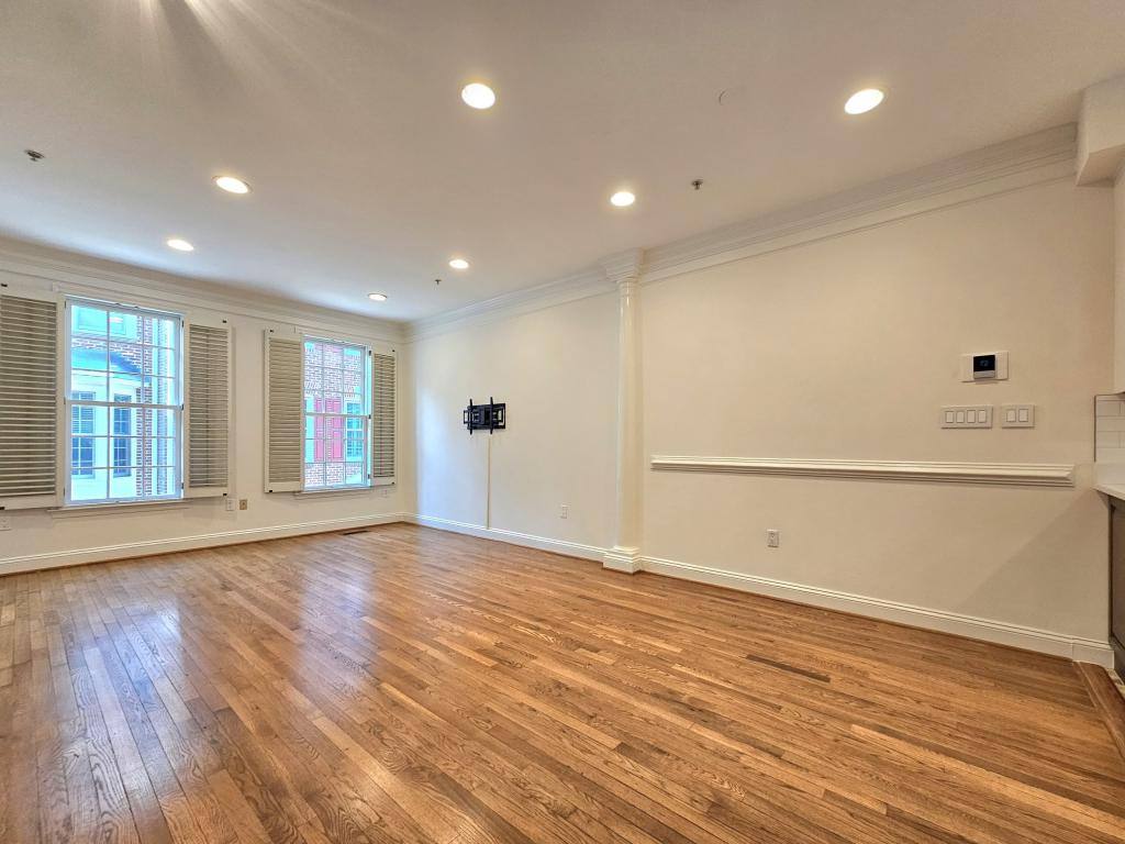 Townhouse for rent at 315 Hearthstone Mews, Alexandria, VA 22314
