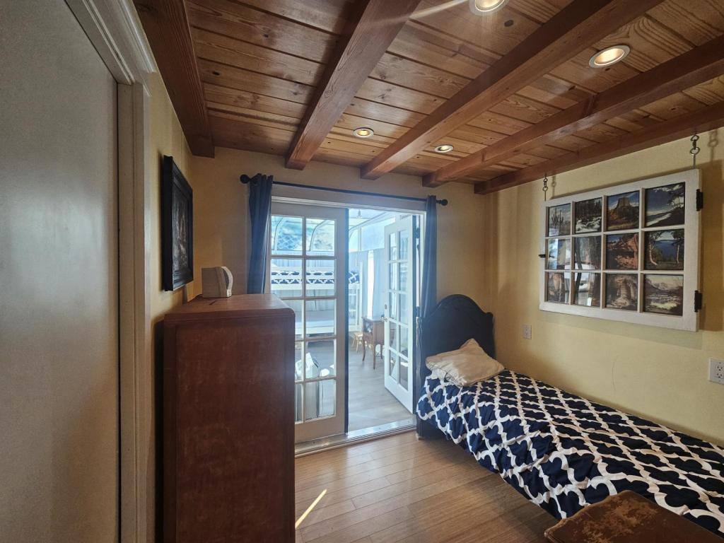 House for rent at 1287 Coast Village Circle Cottage, Santa Barbara, CA 93108