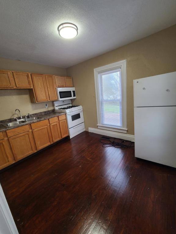 Apartment for rent at 426 1 2 E Market St, Huntington, IN 46750