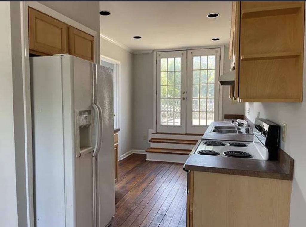 Apartment for rent at 110 E Main St, Westminster, MD 21157