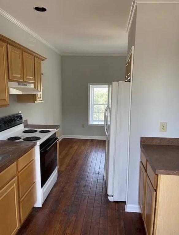 Apartment for rent at 110 E Main St, Westminster, MD 21157