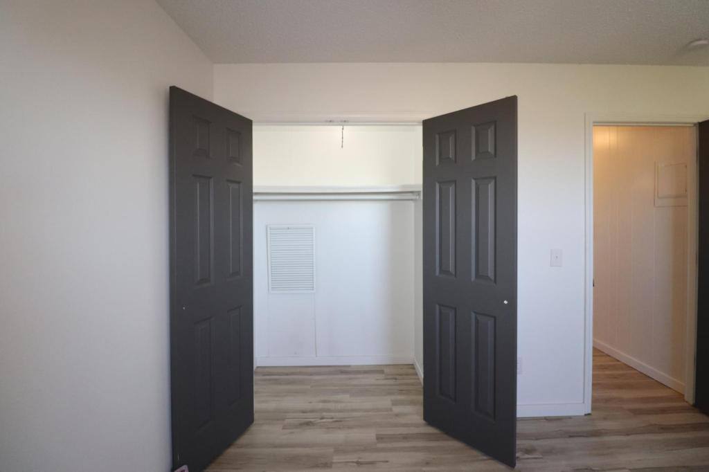 Apartment for rent at 126 Fairway Ave, Monett, MO 65708